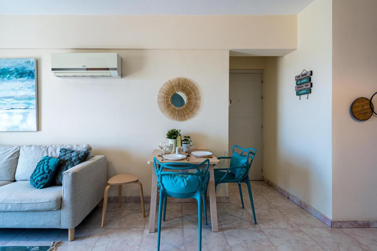 Sunny 2-Br Apartment In Mackenzie Larnaca Bagian luar foto